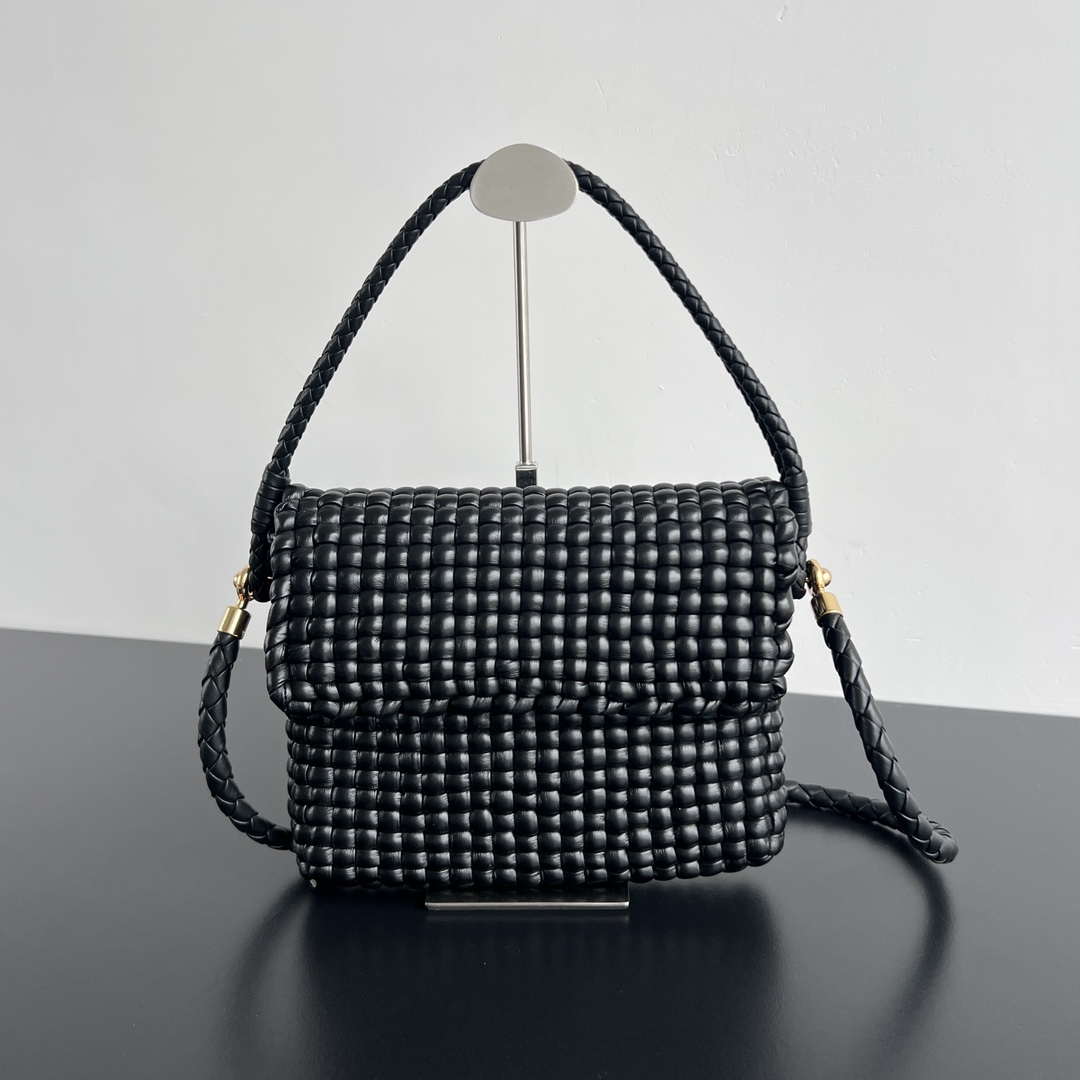 Bottega Veneta BV 764073 Patti Shoulder Bag BV92059