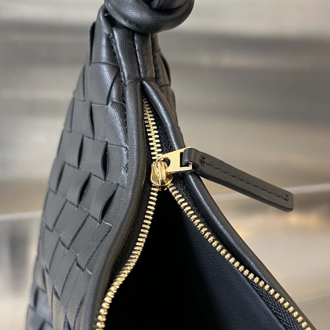 Bottega Veneta BV 764281 Medium Gemelli Black