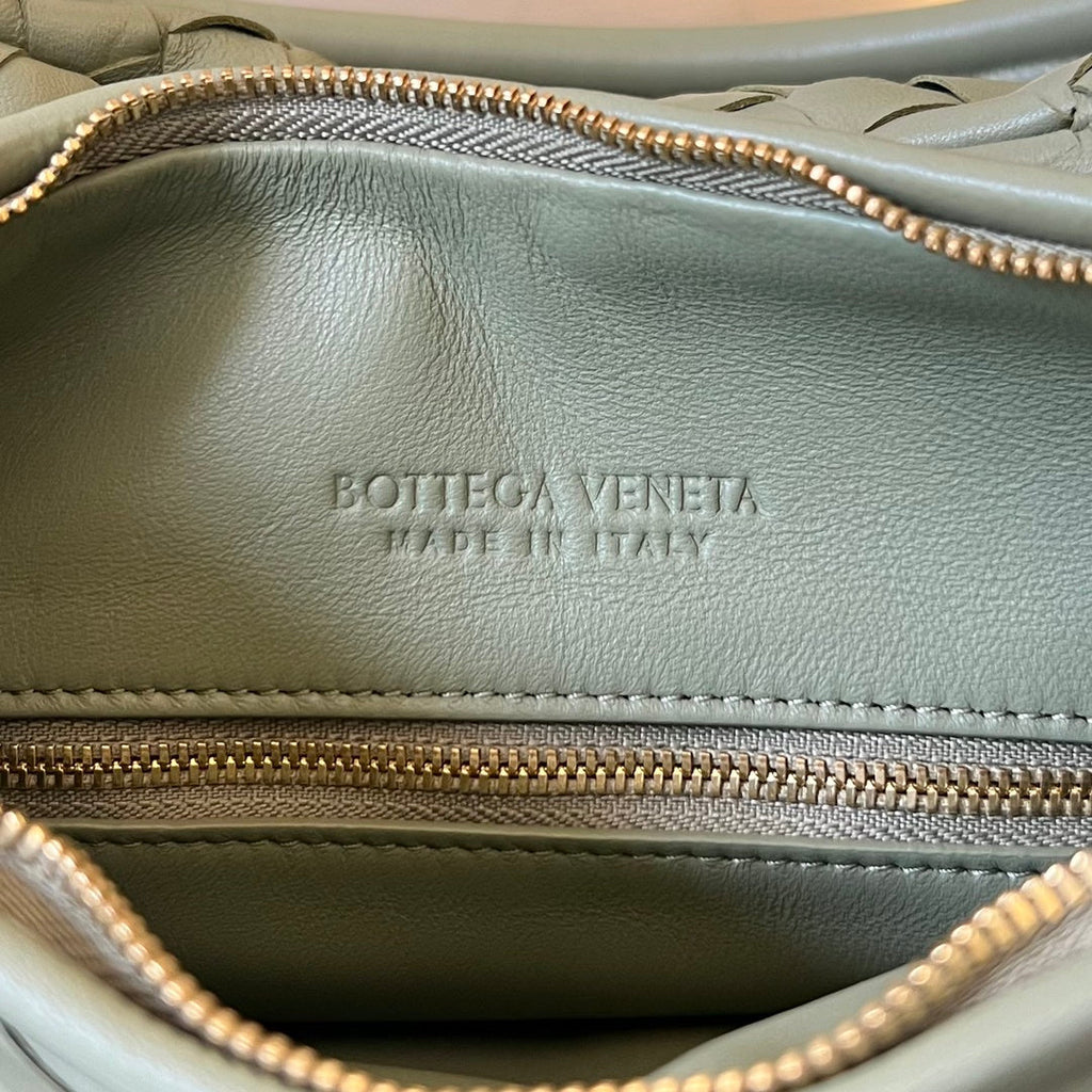 Bottega Veneta BV 764281 Medium Gemelli Light Green