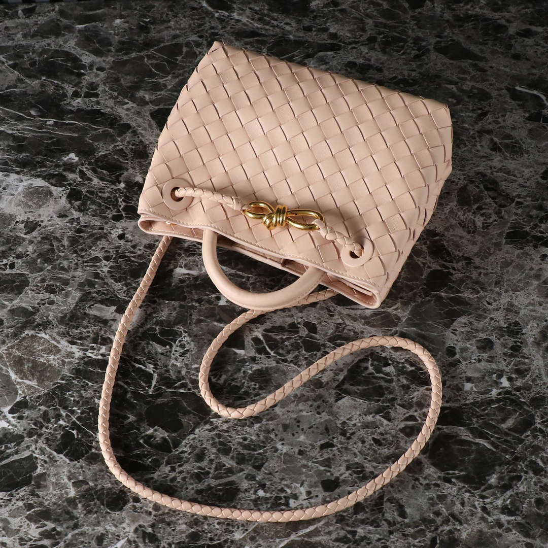 Bottega Veneta BV 766014 Small Andiamo BV9012