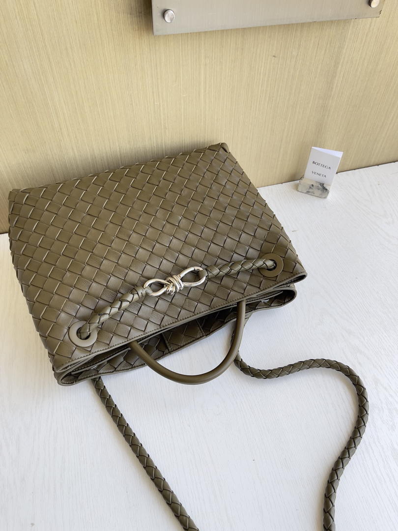 Bottega Veneta BV 766016 Medium Andiamo BV90121