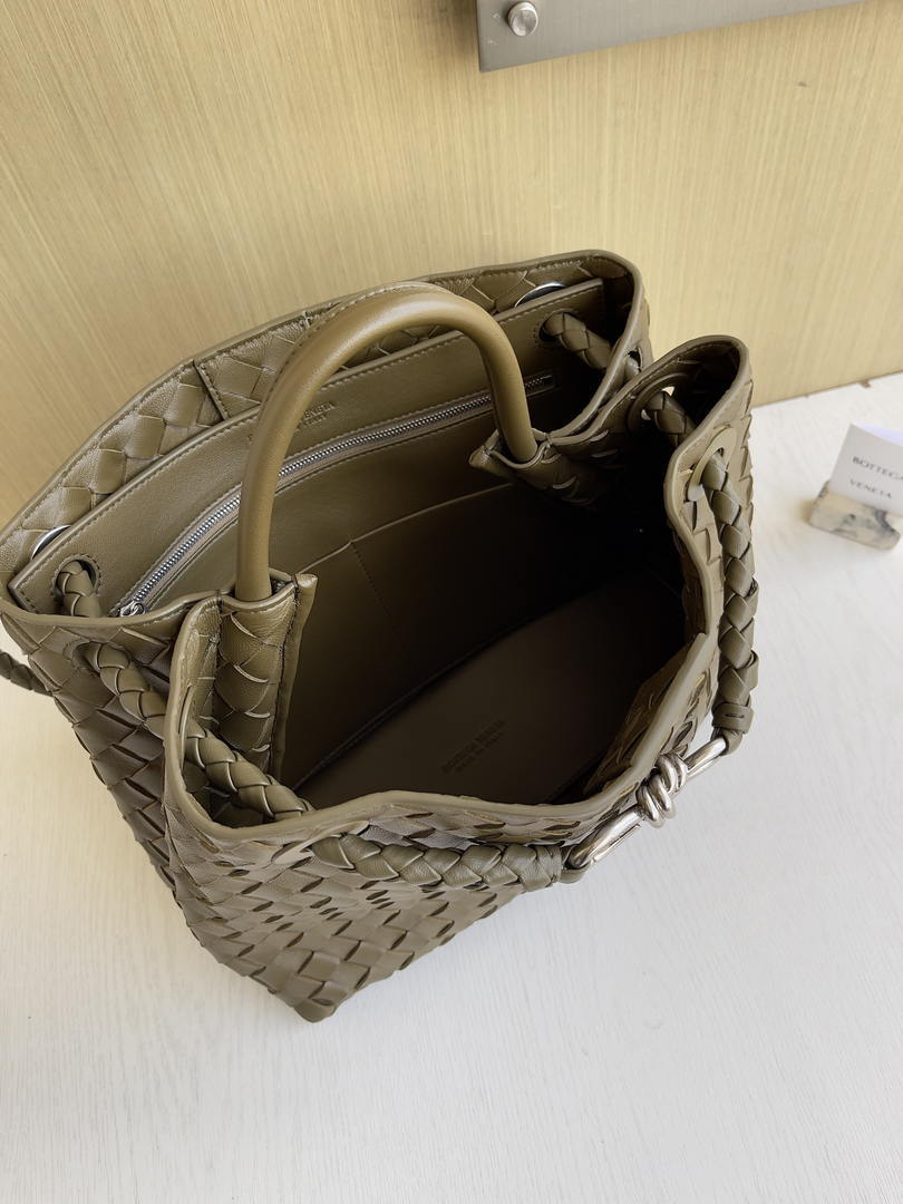 Bottega Veneta BV 766016 Medium Andiamo BV90121