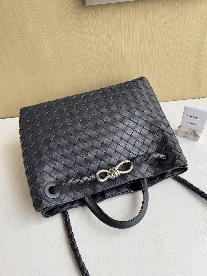 Bottega Veneta BV 766016 Medium Andiamo BV90122