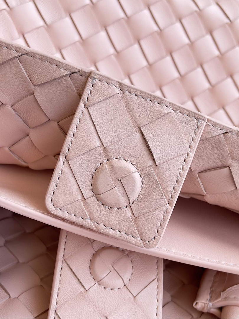 Bottega Veneta BV 766016 Medium Andiamo BV90125