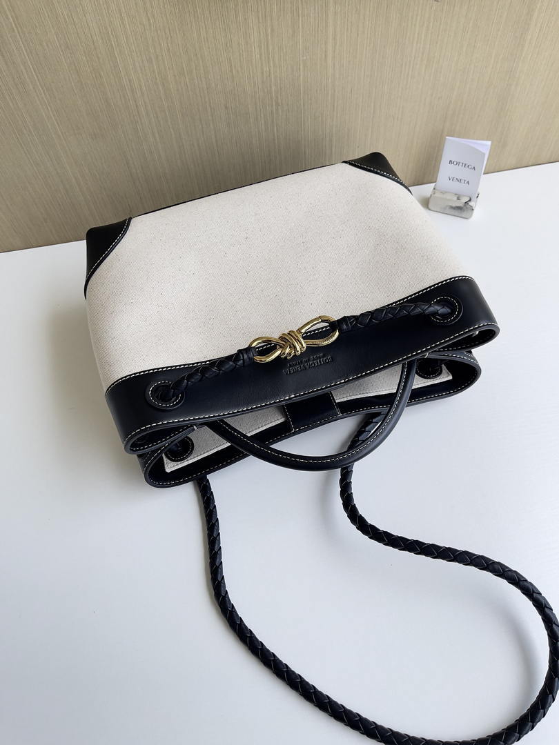 Bottega Veneta BV 766016 Medium Andiamo BV90124