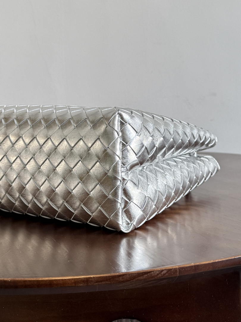 Bottega Veneta BV 766016 Medium Andiamo BV90126