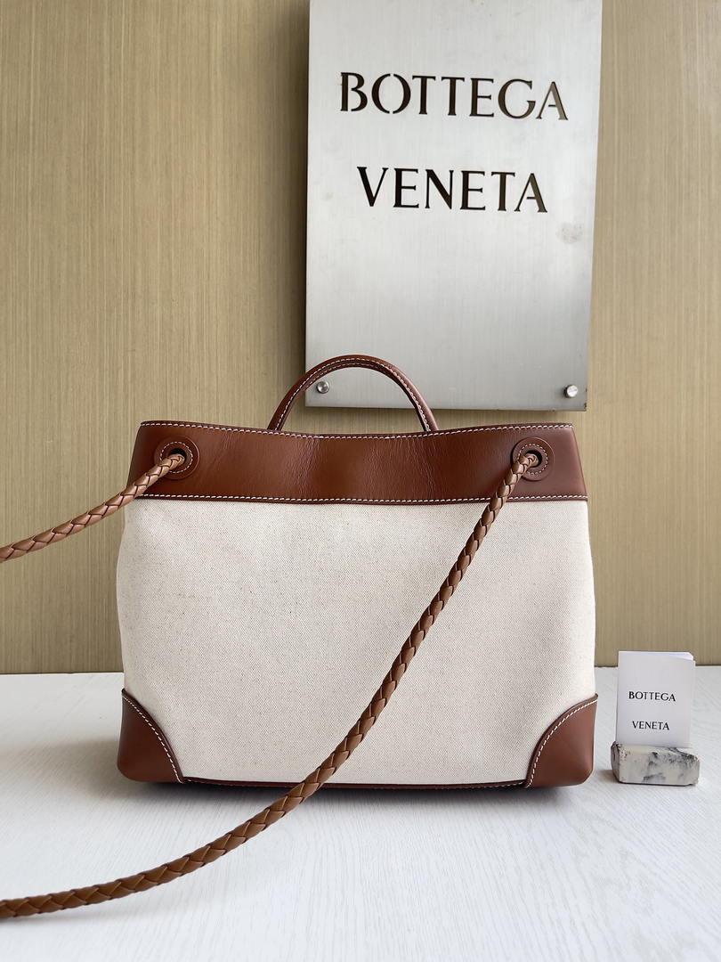 Bottega Veneta BV 766016 Medium Andiamo BV90128