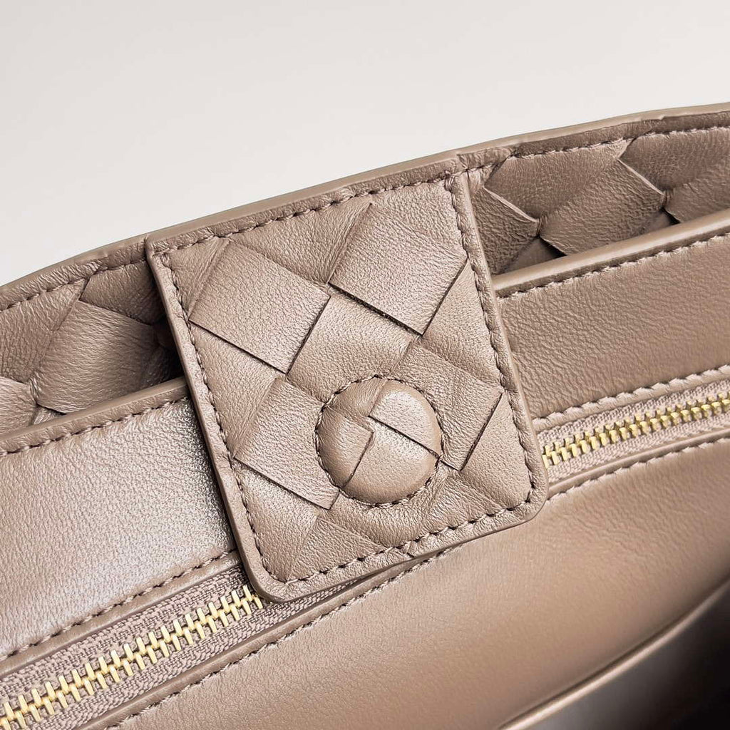 Bottega Veneta BV 766016 Medium Andiamo BV9018