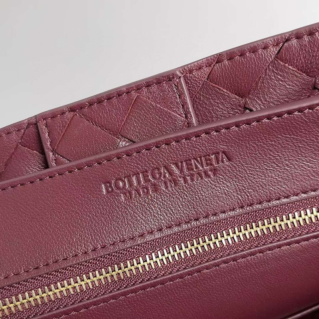 Bottega Veneta BV 766016 Medium Andiamo BV9019