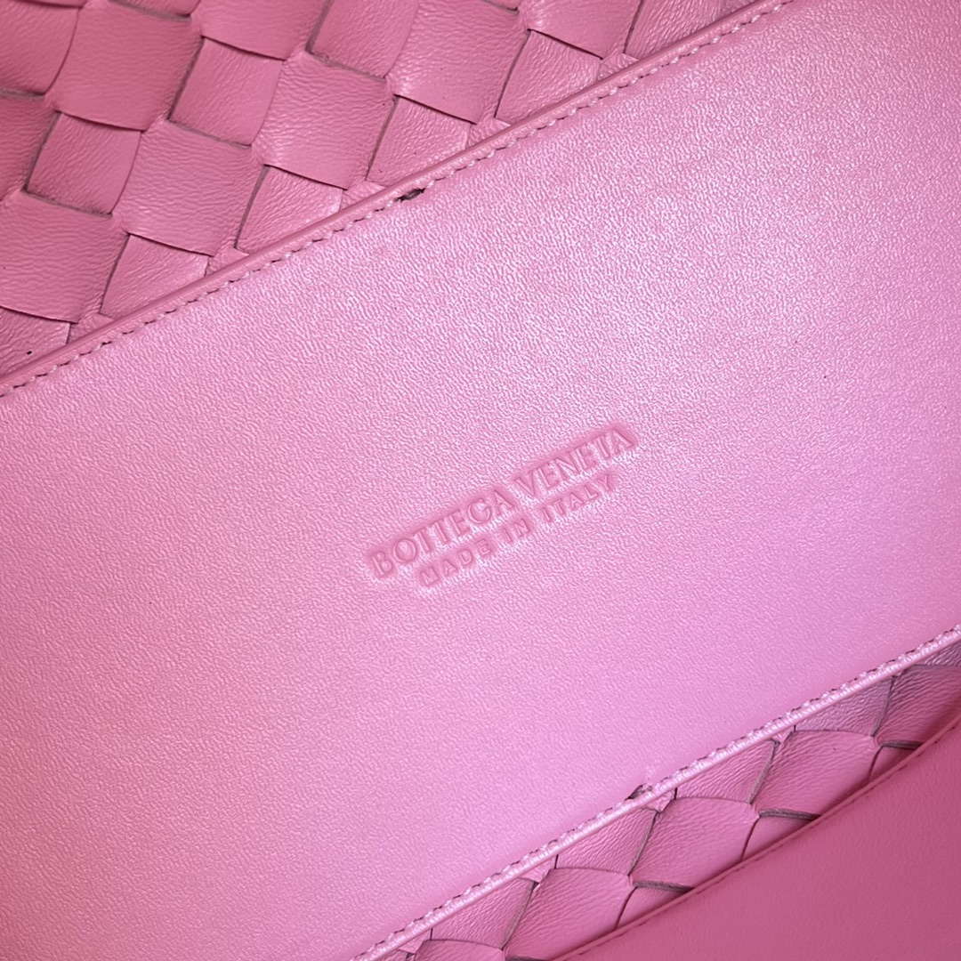 Bottega Veneta BV 766016 Medium Andiamo BV9020