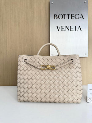 Bottega Veneta BV 766016 Medium Andiamo Lambskin BV90140 - Default Title - View 1