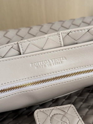 Bottega Veneta BV 766016 Medium Andiamo Lambskin BV90140 - Default Title - View 7