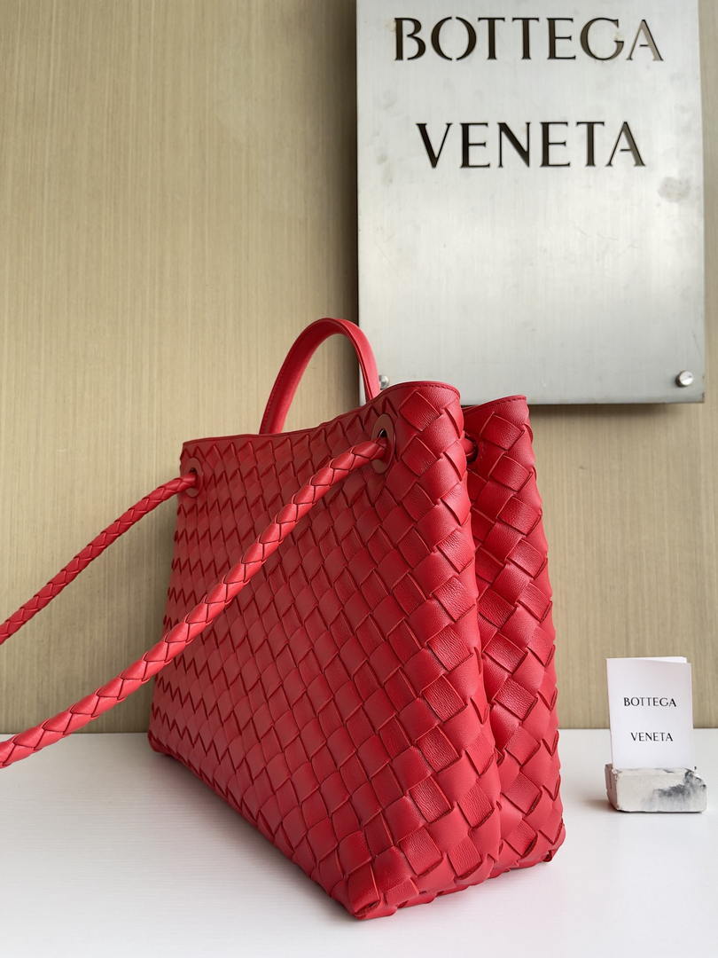 Bottega Veneta BV 766016 Medium Andiamo Lambskin BV90142