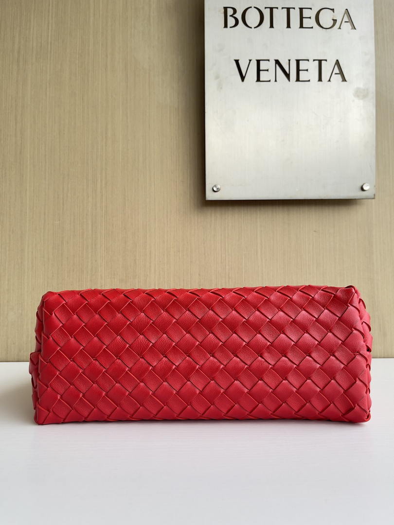 Bottega Veneta BV 766016 Medium Andiamo Lambskin BV90142