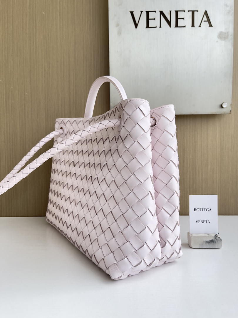 Bottega Veneta BV 766016 Medium Andiamo Lambskin BV90144