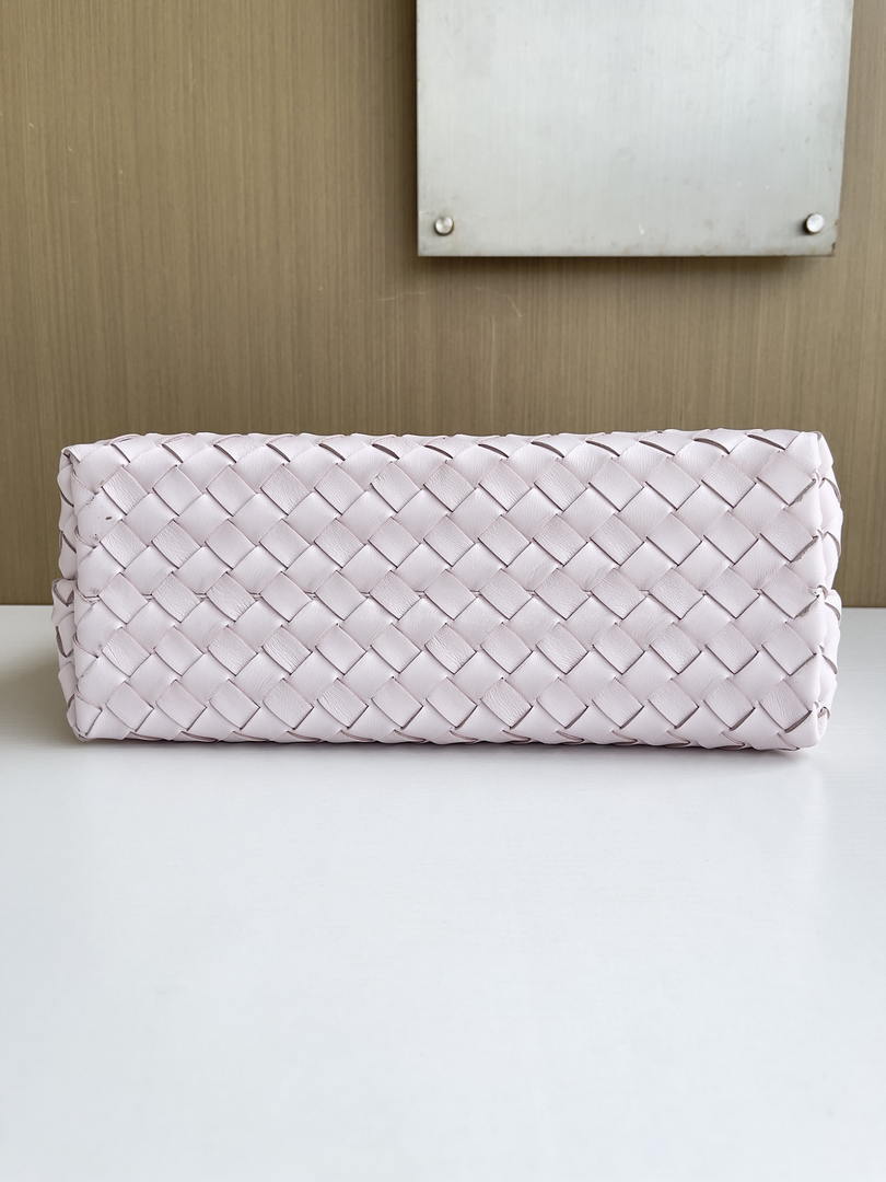 Bottega Veneta BV 766016 Medium Andiamo Lambskin BV90144