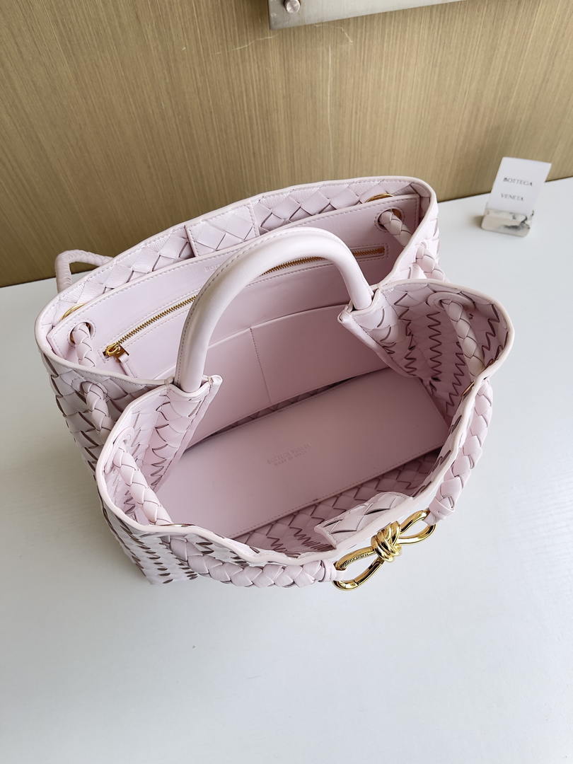 Bottega Veneta BV 766016 Medium Andiamo Lambskin BV90144