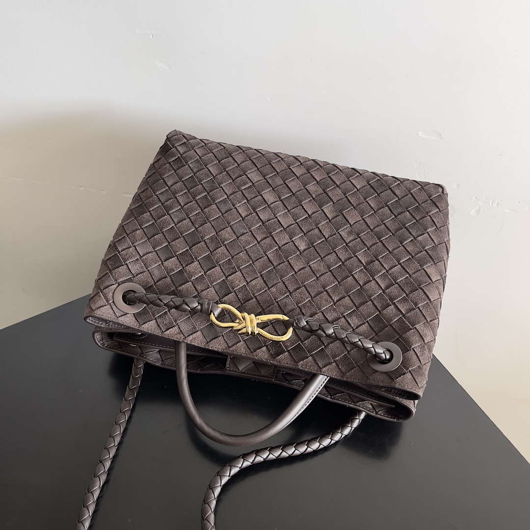 Bottega Veneta BV 766016 Medium Andiamo With Suede BV9015