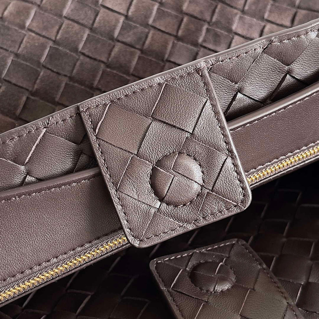 Bottega Veneta BV 766016 Medium Andiamo With Suede BV9015