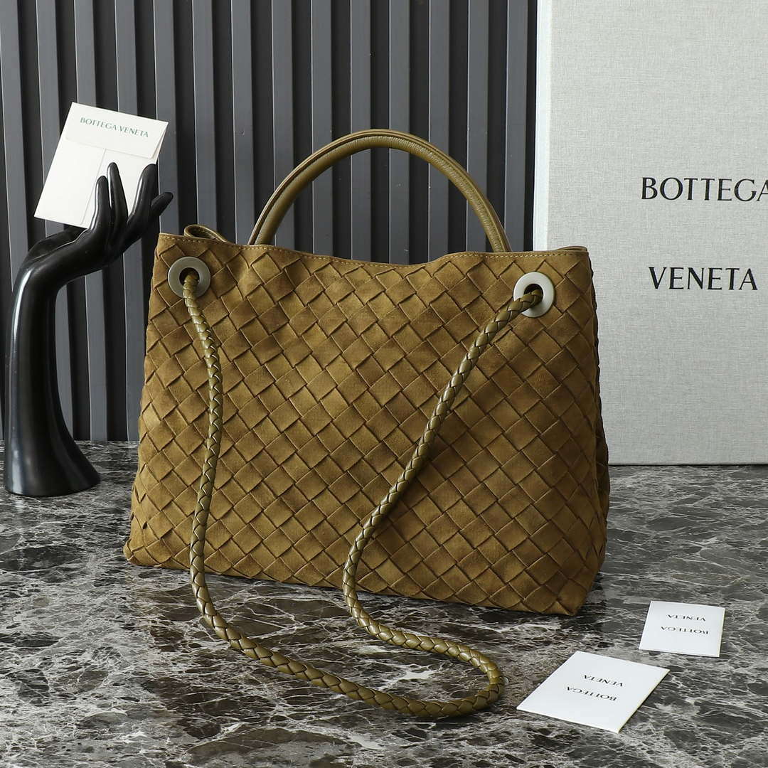 Bottega Veneta BV 766016 Medium Andiamo With Suede BV9016