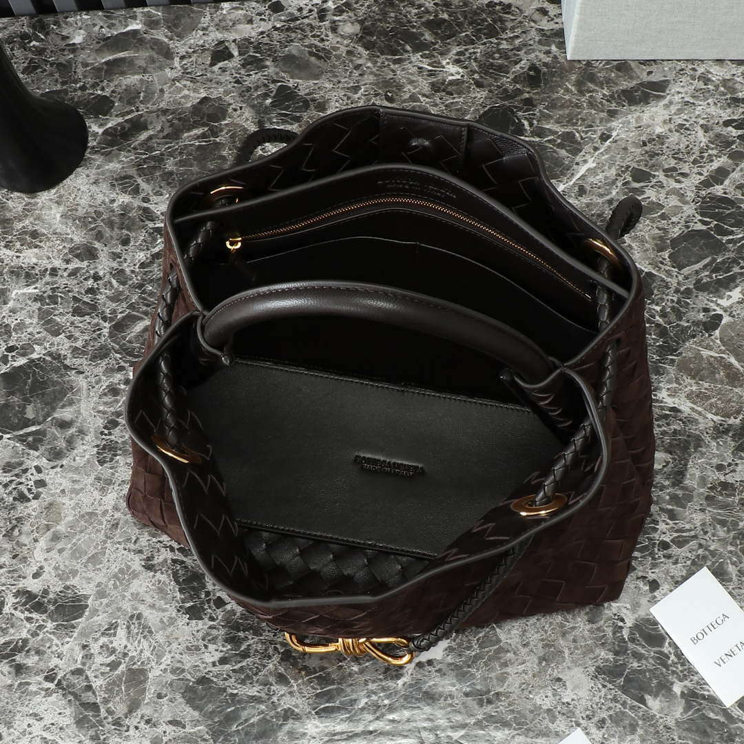 Bottega Veneta BV 766016 Medium Andiamo With Suede BV9017