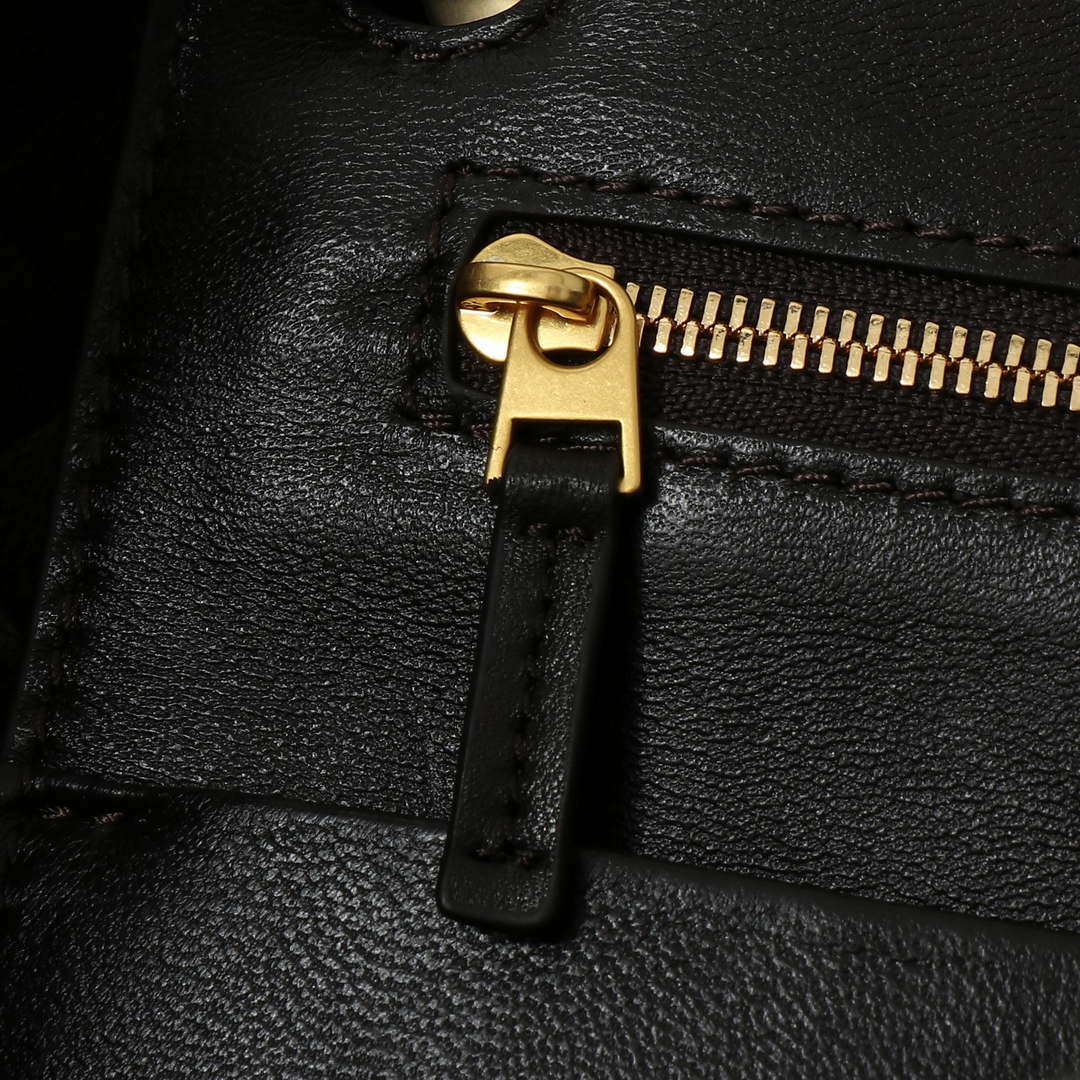 Bottega Veneta BV 766016 Medium Andiamo With Suede BV9017