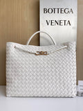 Bottega Veneta BV 766019 Large Andiamo fondant bag BV9911