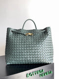 Bottega Veneta BV 766019 Large Andiamo fondant bag BV9910