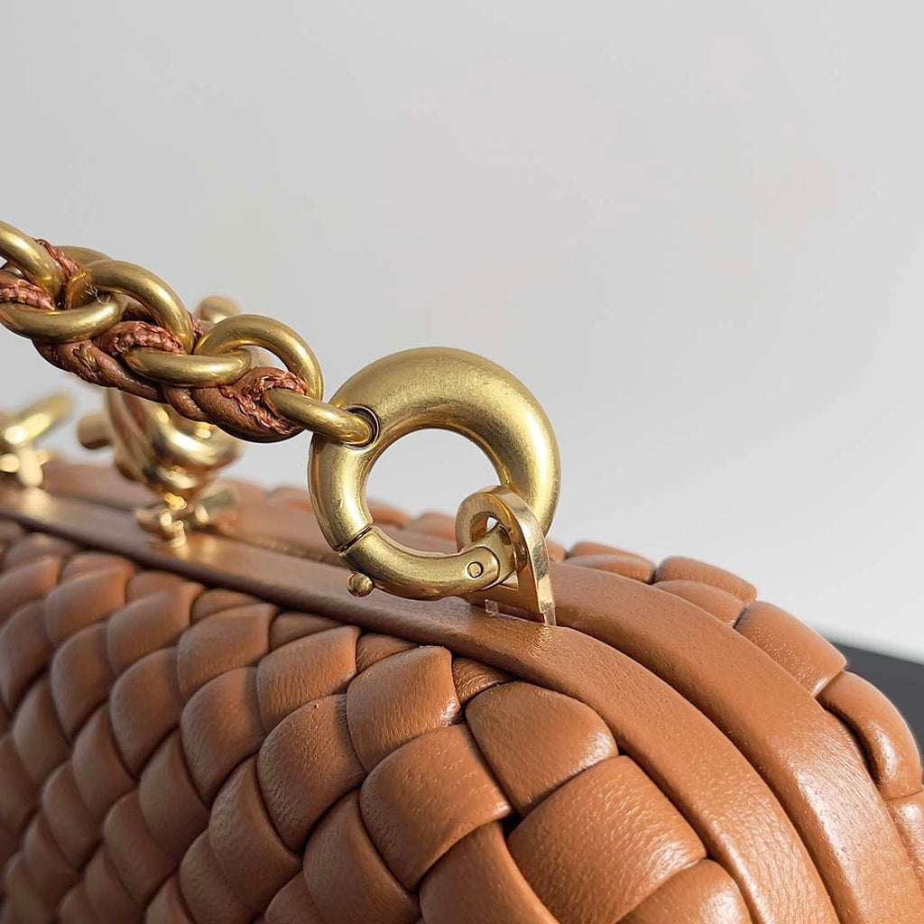 Bottega Veneta BV 776662 Knot With Chain BV10109