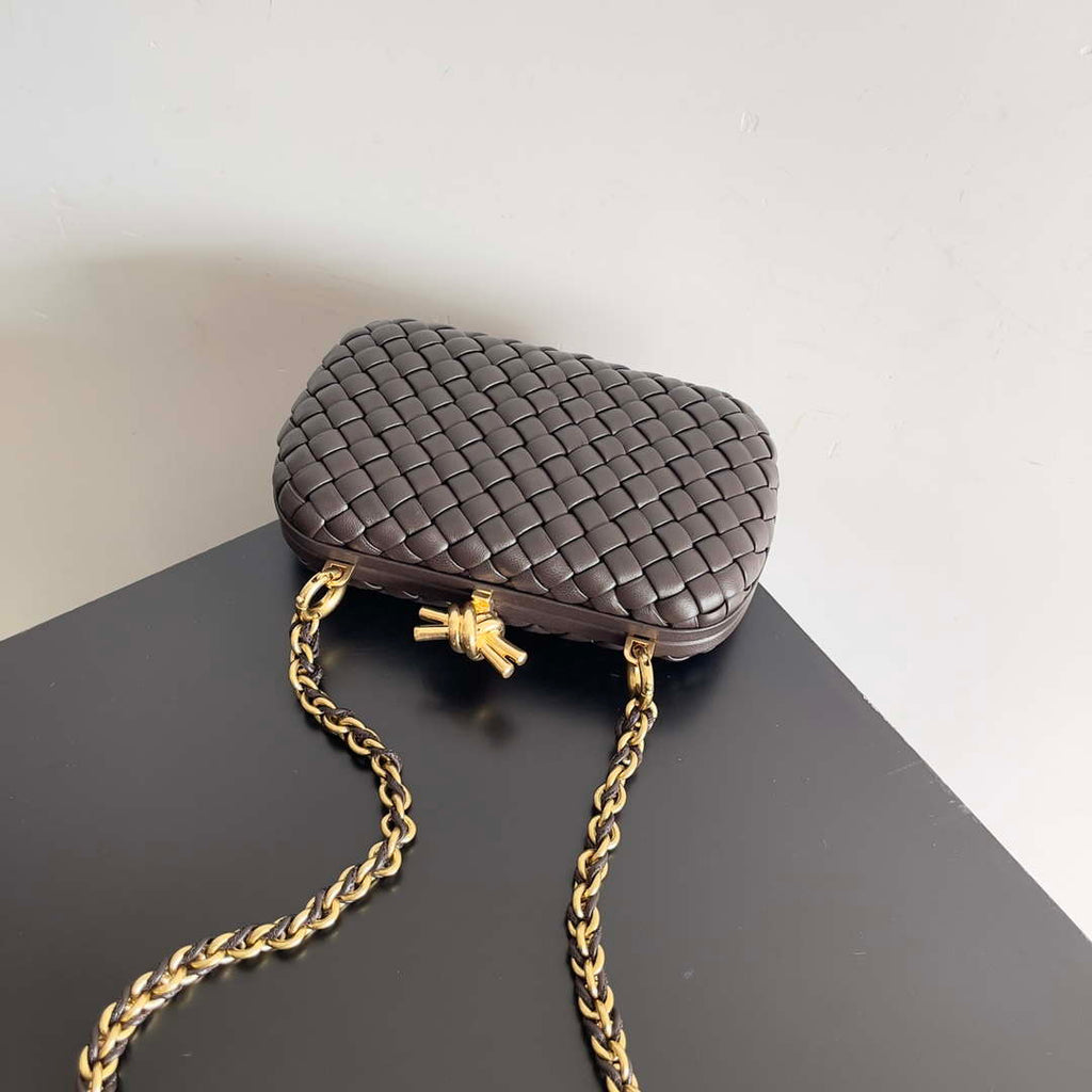 Bottega Veneta BV 776662 Knot With Chain BV10112