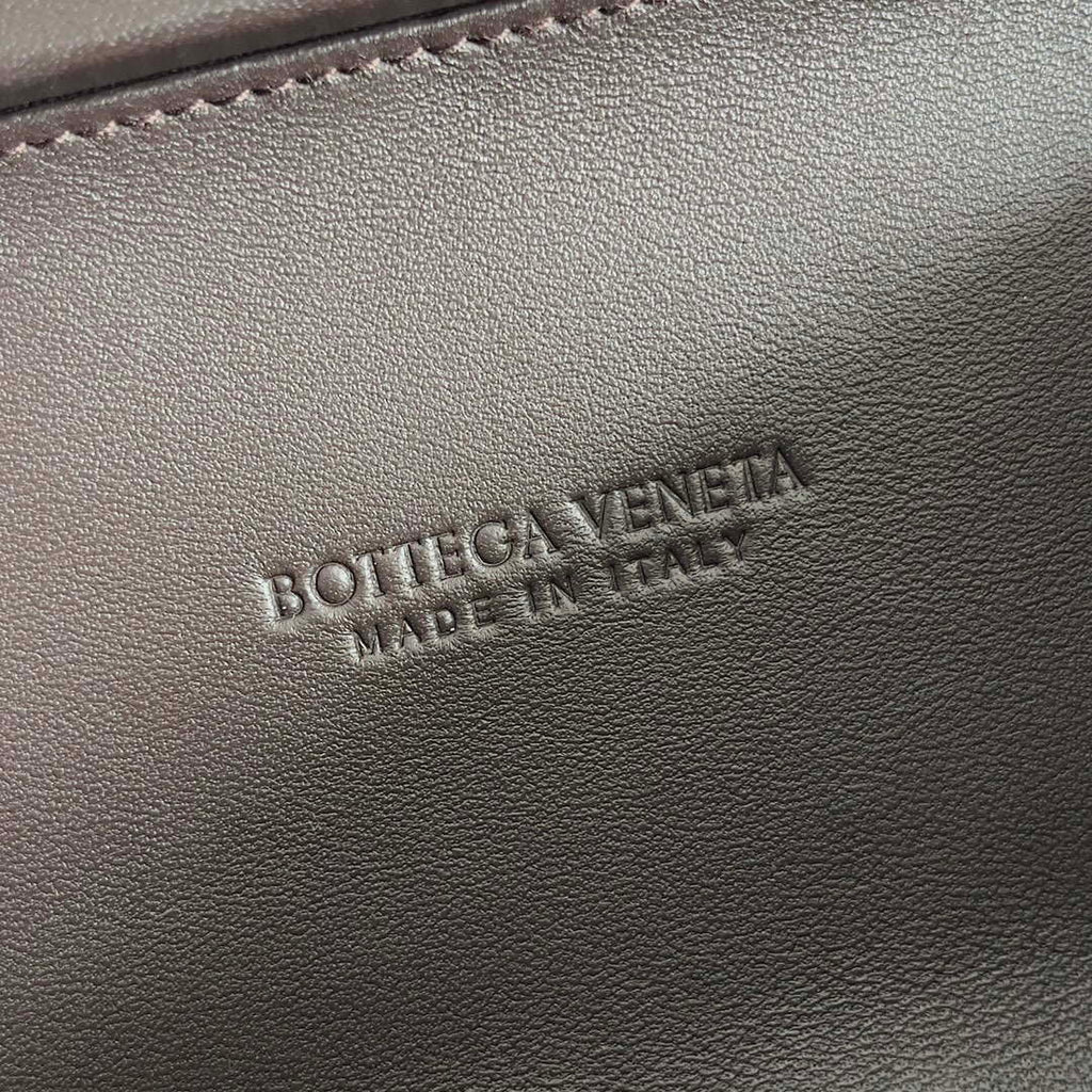 Bottega Veneta BV 776662 Knot With Chain BV10112