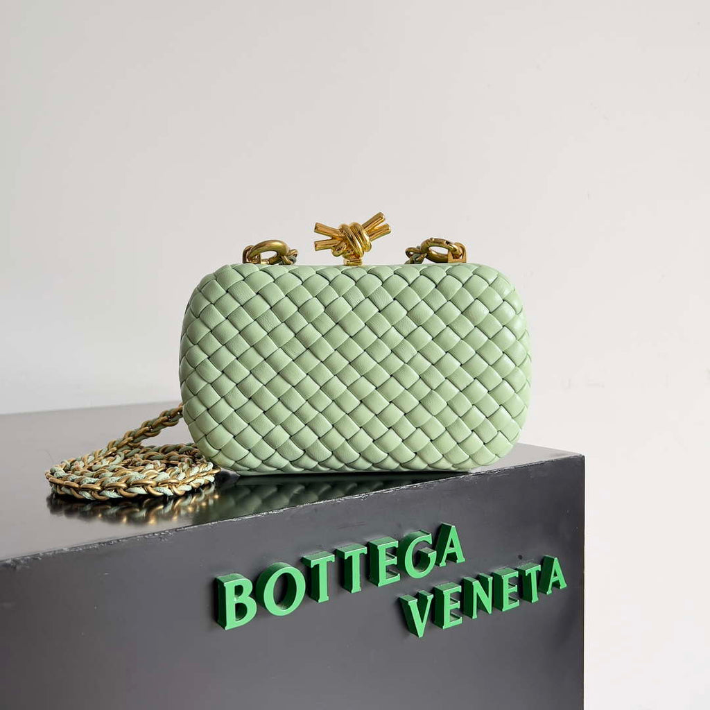 Bottega Veneta BV 776662 Knot With Chain BV10113