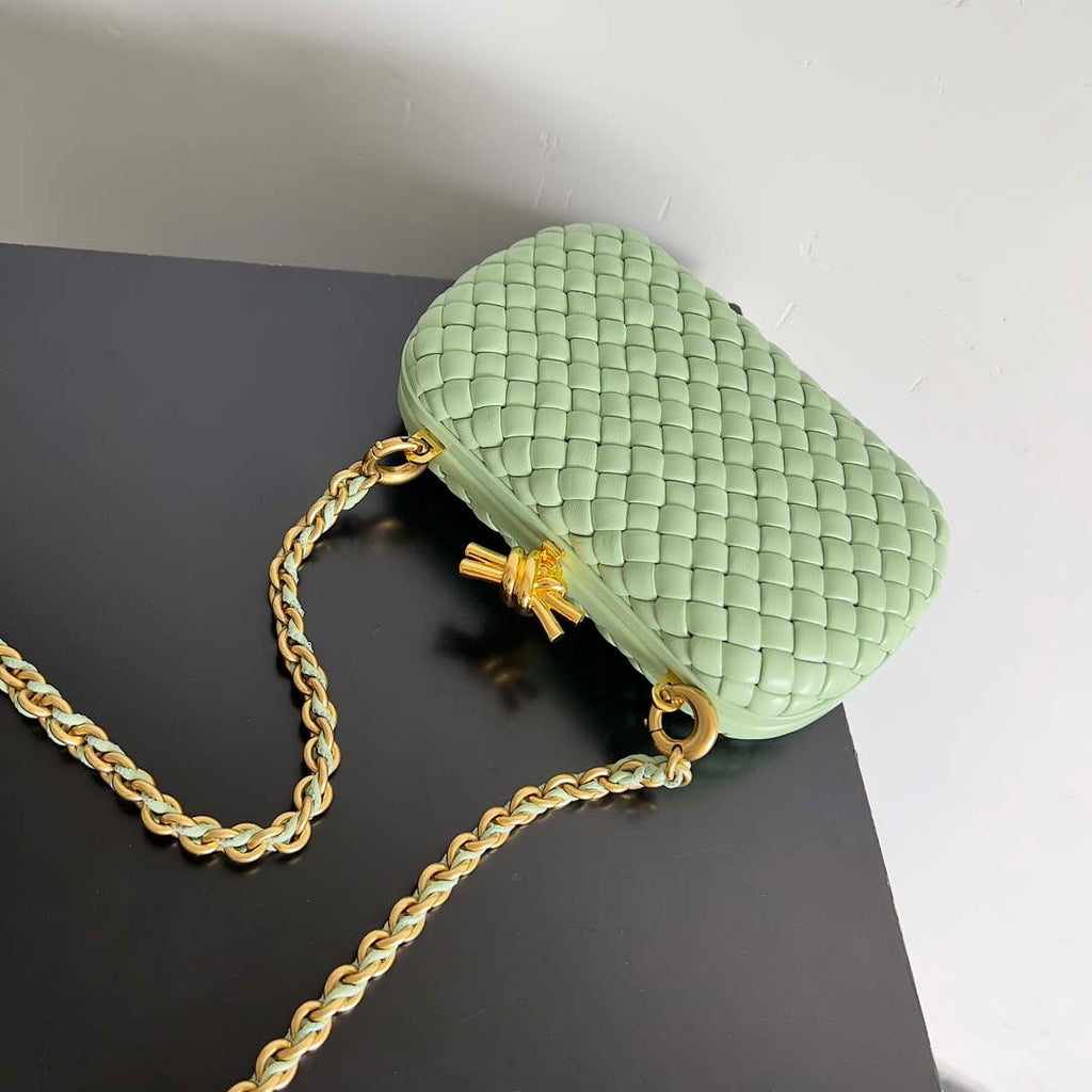 Bottega Veneta BV 776662 Knot With Chain BV10113