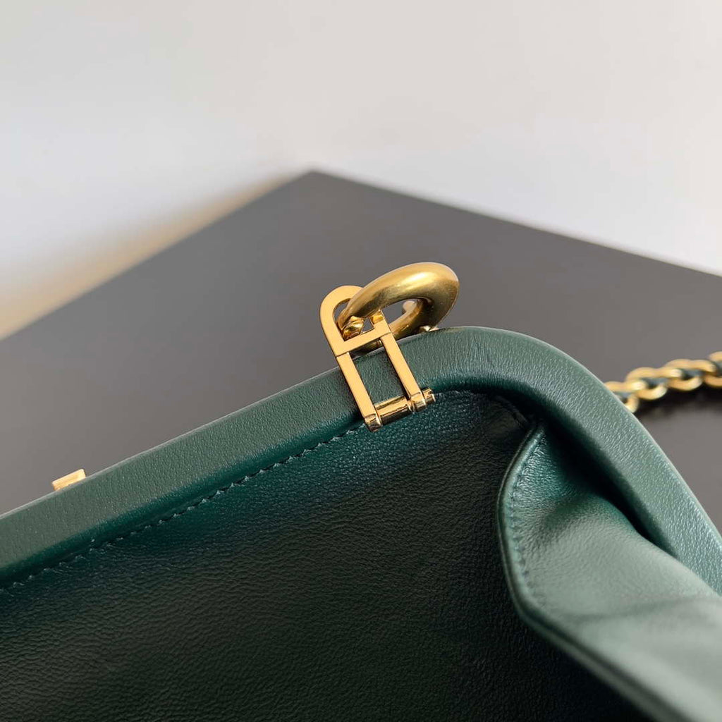 Bottega Veneta BV 776662V01D11019 Knot with Chain Dark Green
