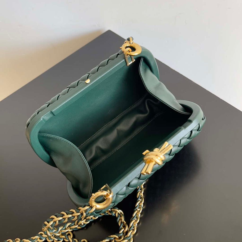 Bottega Veneta BV 776662V01D11019 Knot with Chain Dark Green