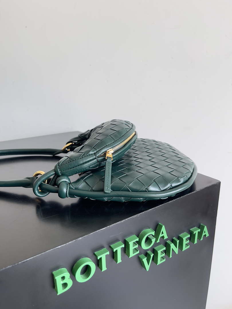 Bottega Veneta BV 776764 Small Gemelli Dark Green