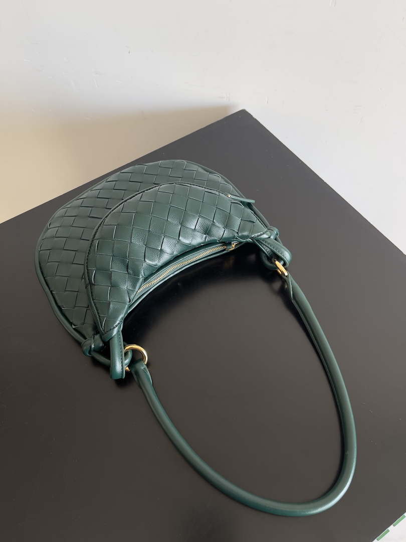 Bottega Veneta BV 776764 Small Gemelli Dark Green