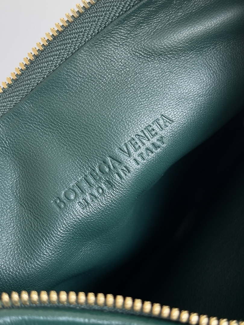 Bottega Veneta BV 776764 Small Gemelli Dark Green