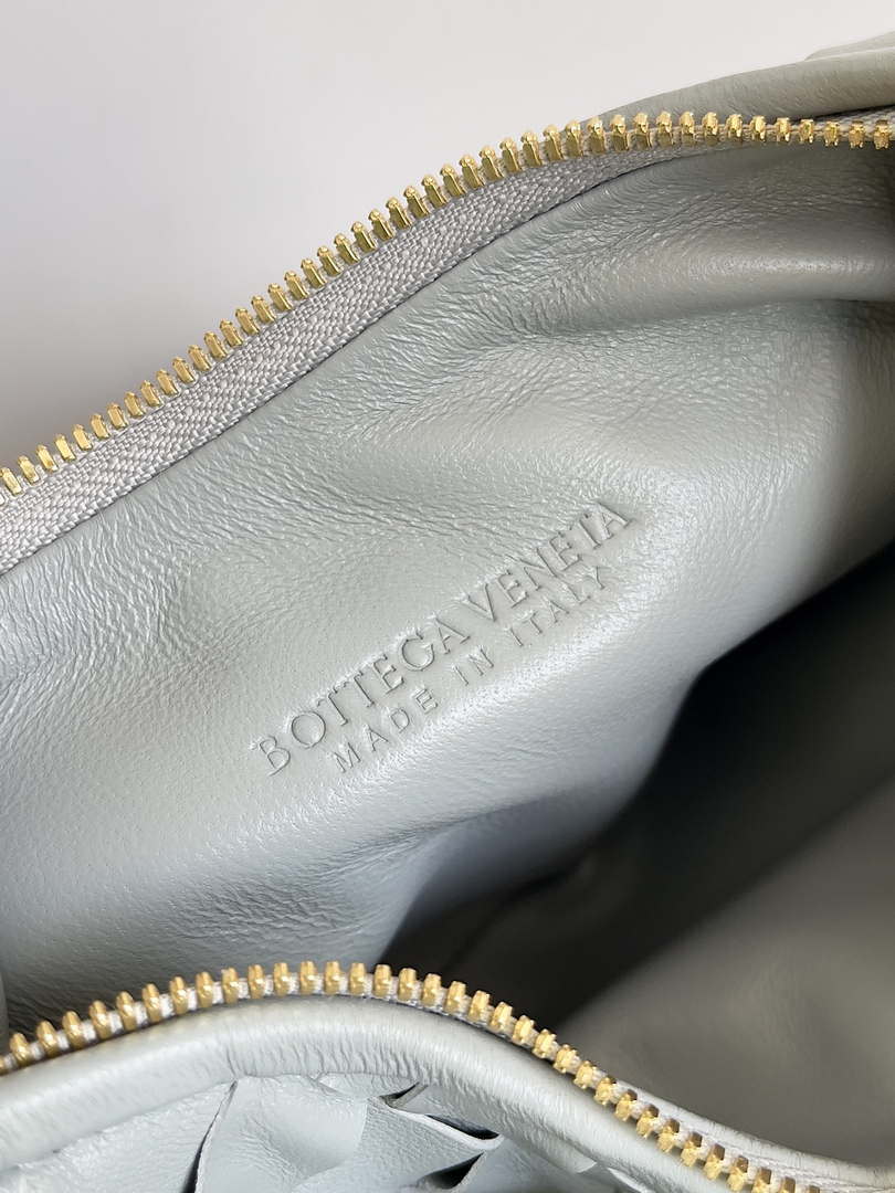 Bottega Veneta BV 776764 Small Gemelli Gray