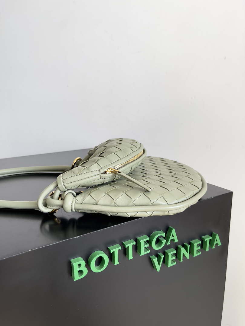 Bottega Veneta BV 776764 Small Gemelli Light Green