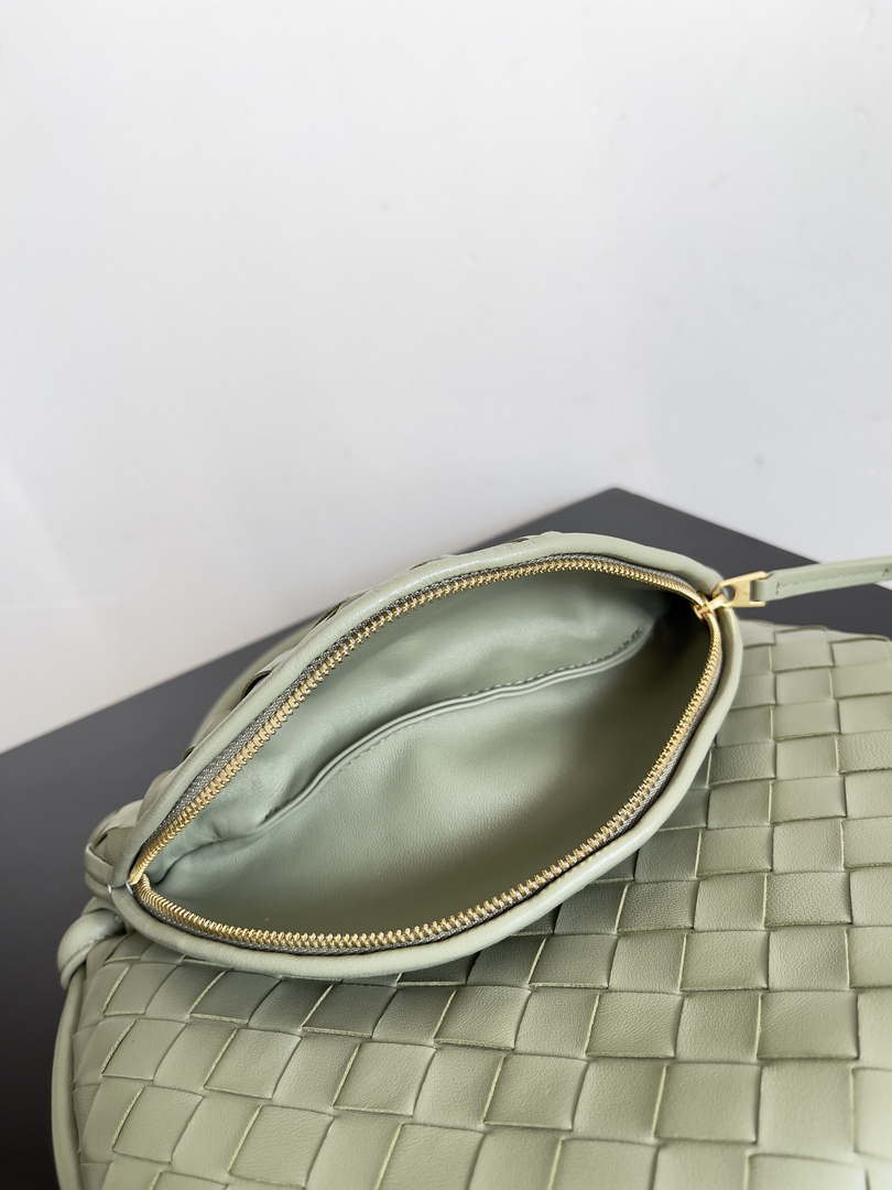 Bottega Veneta BV 776764 Small Gemelli Light Green