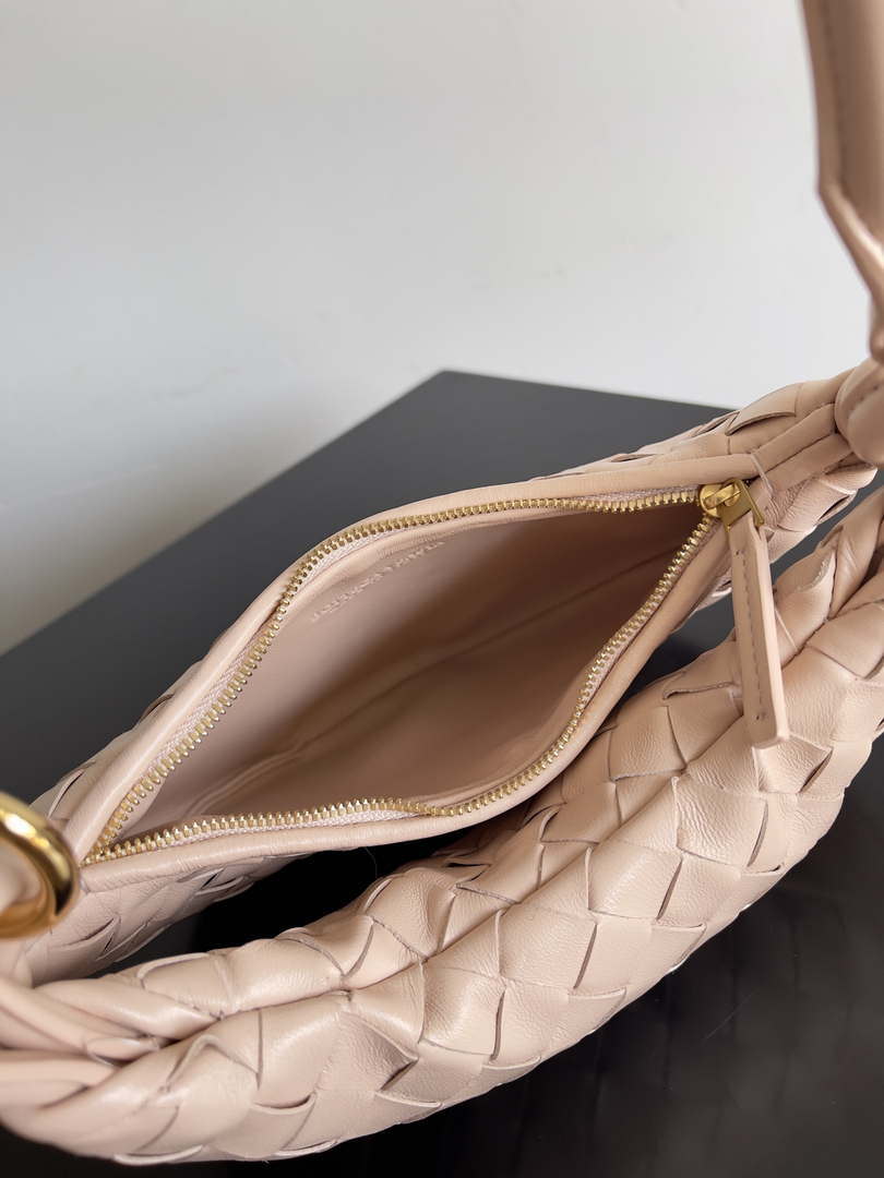 Bottega Veneta BV 776764 Small Gemelli Nude Pink