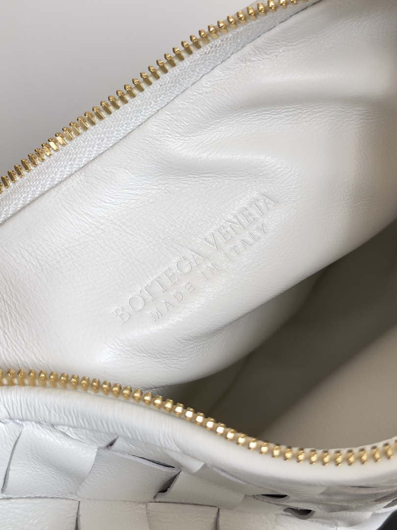 Bottega Veneta BV 776764 Small Gemelli White