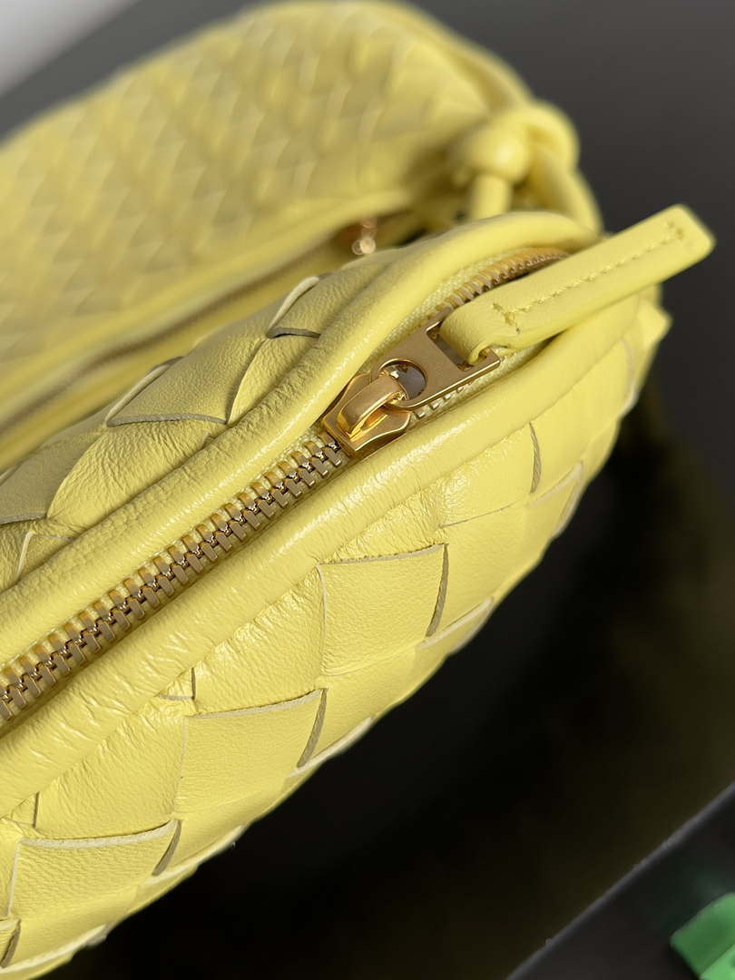 Bottega Veneta BV 776764 Small Gemelli Yellow