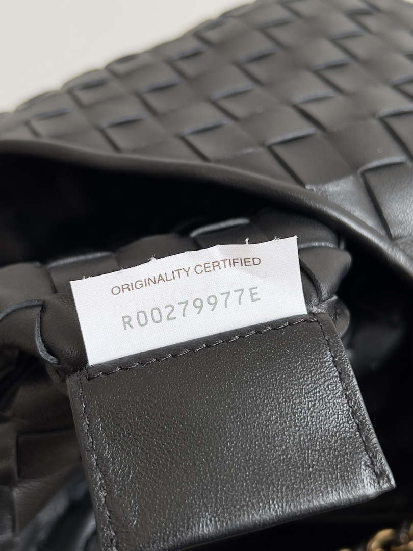 Bottega Veneta BV 776768 Sardine With Chain Black - Default Title - View 6
