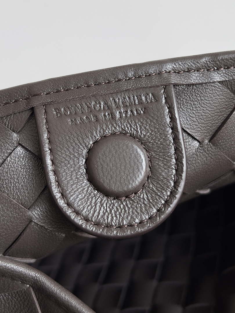 Bottega Veneta BV 776768 Sardine With Chain Dark Brown