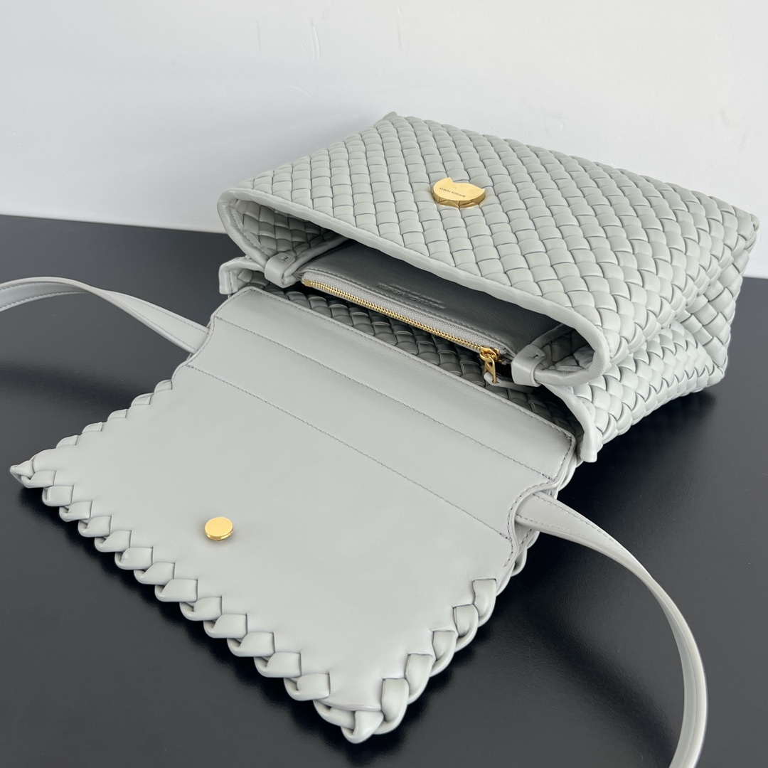 Bottega Veneta BV 776783V3RG11019 Patti Shoulder Bag BV92052