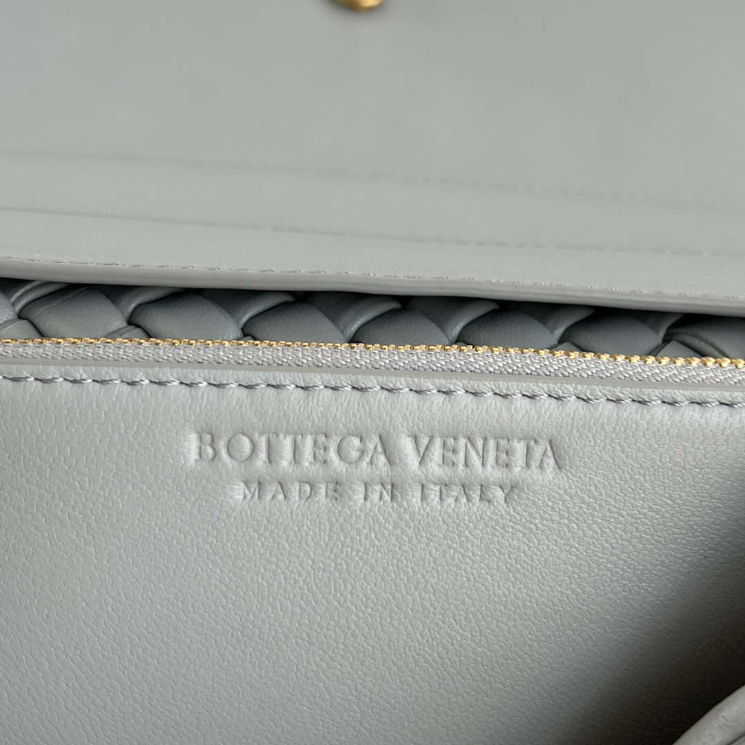 Bottega Veneta BV 776783V3RG11019 Patti Shoulder Bag BV92052