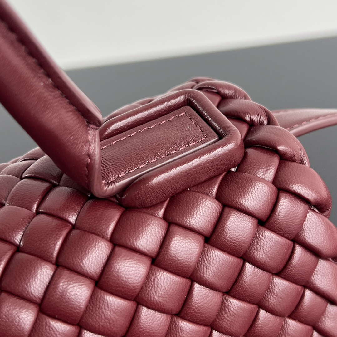 Bottega Veneta BV 776783V3RG11019 Patti Shoulder Bag BV92053