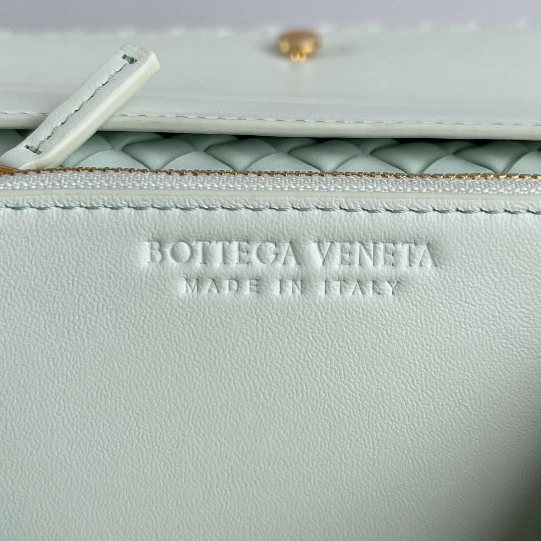 Bottega Veneta BV 776783V3RG11019 Patti Shoulder Bag BV92054